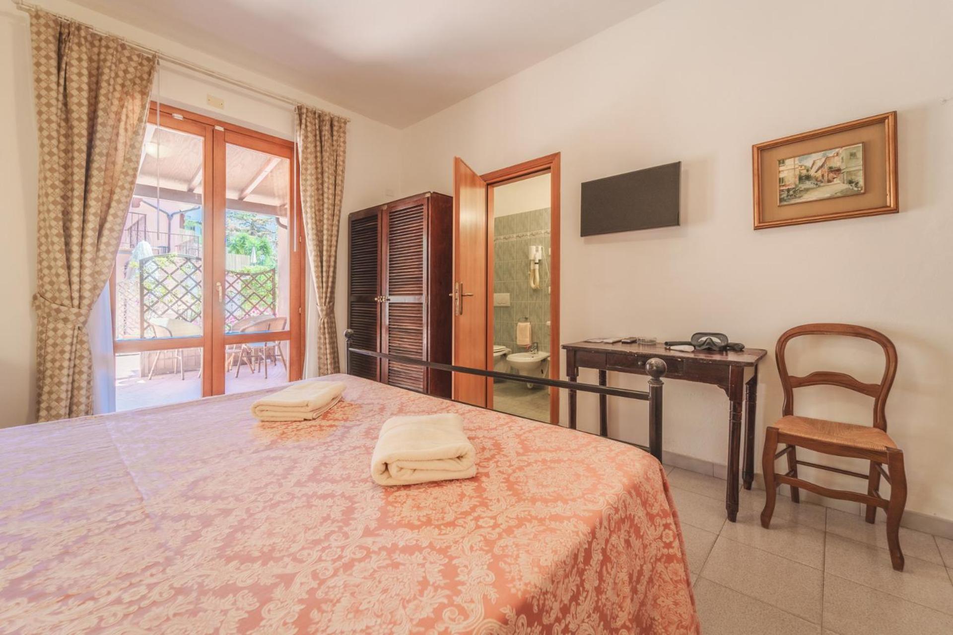 Hotel Lo Scirocco Fetovaia Zewnętrze zdjęcie