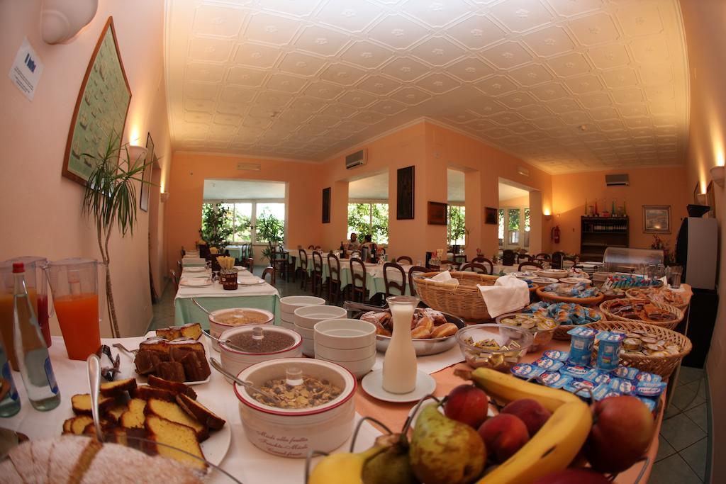 Hotel Lo Scirocco Fetovaia Zewnętrze zdjęcie